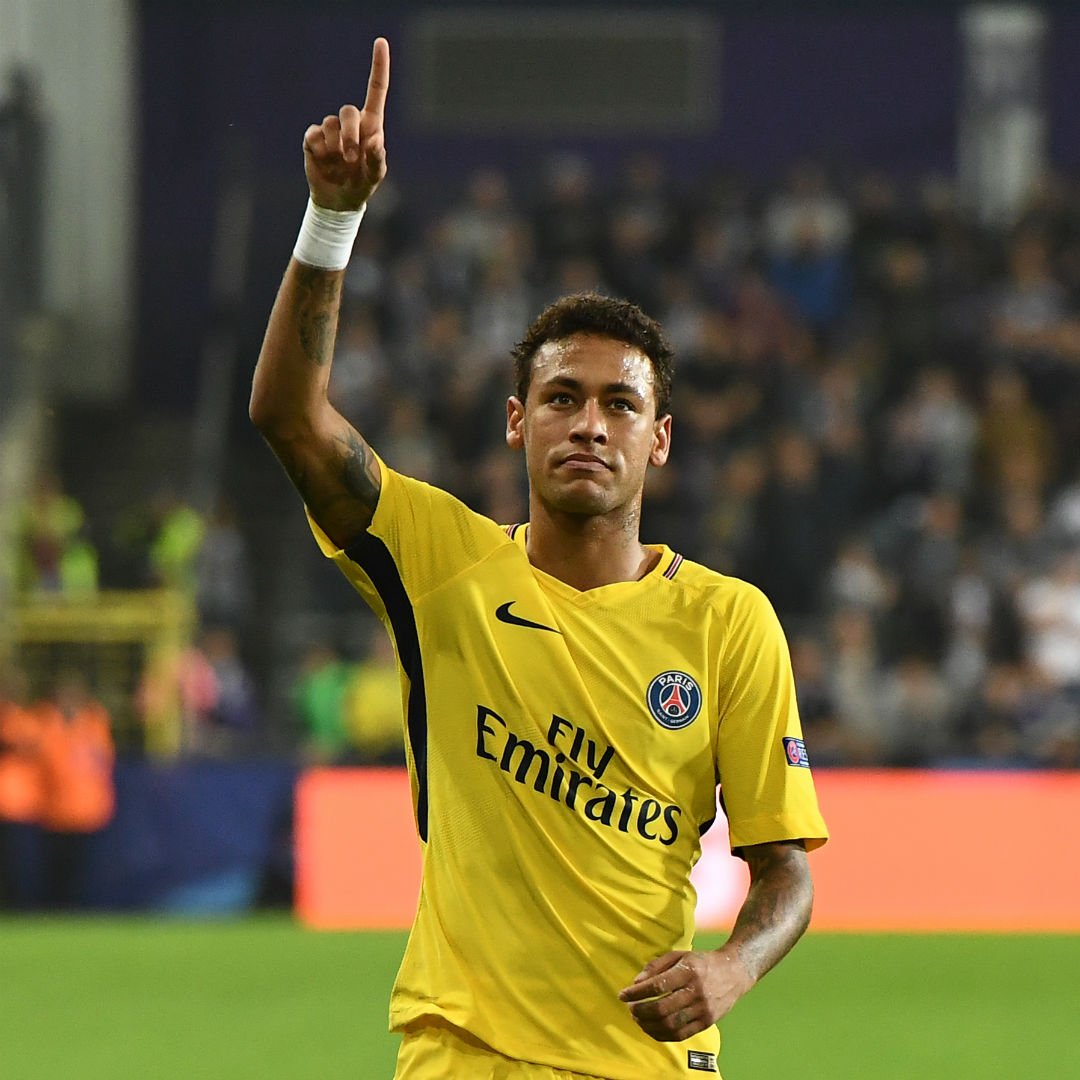 文化特色往 文化特色往