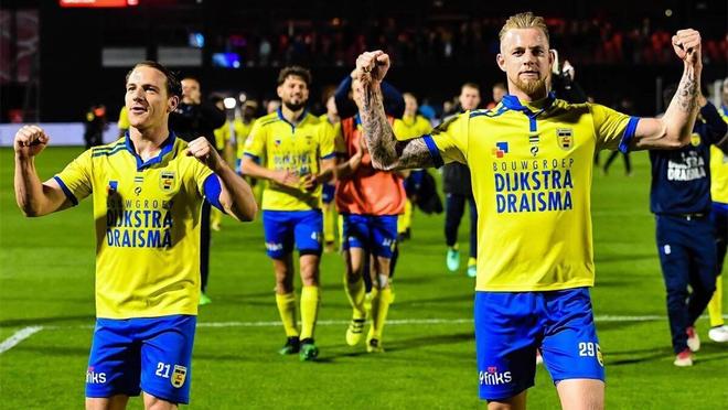 巨大的比赛 巨大的比赛