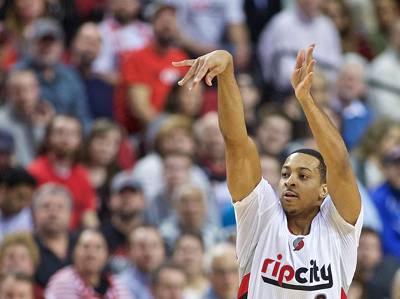 她在多项国 她在多项国